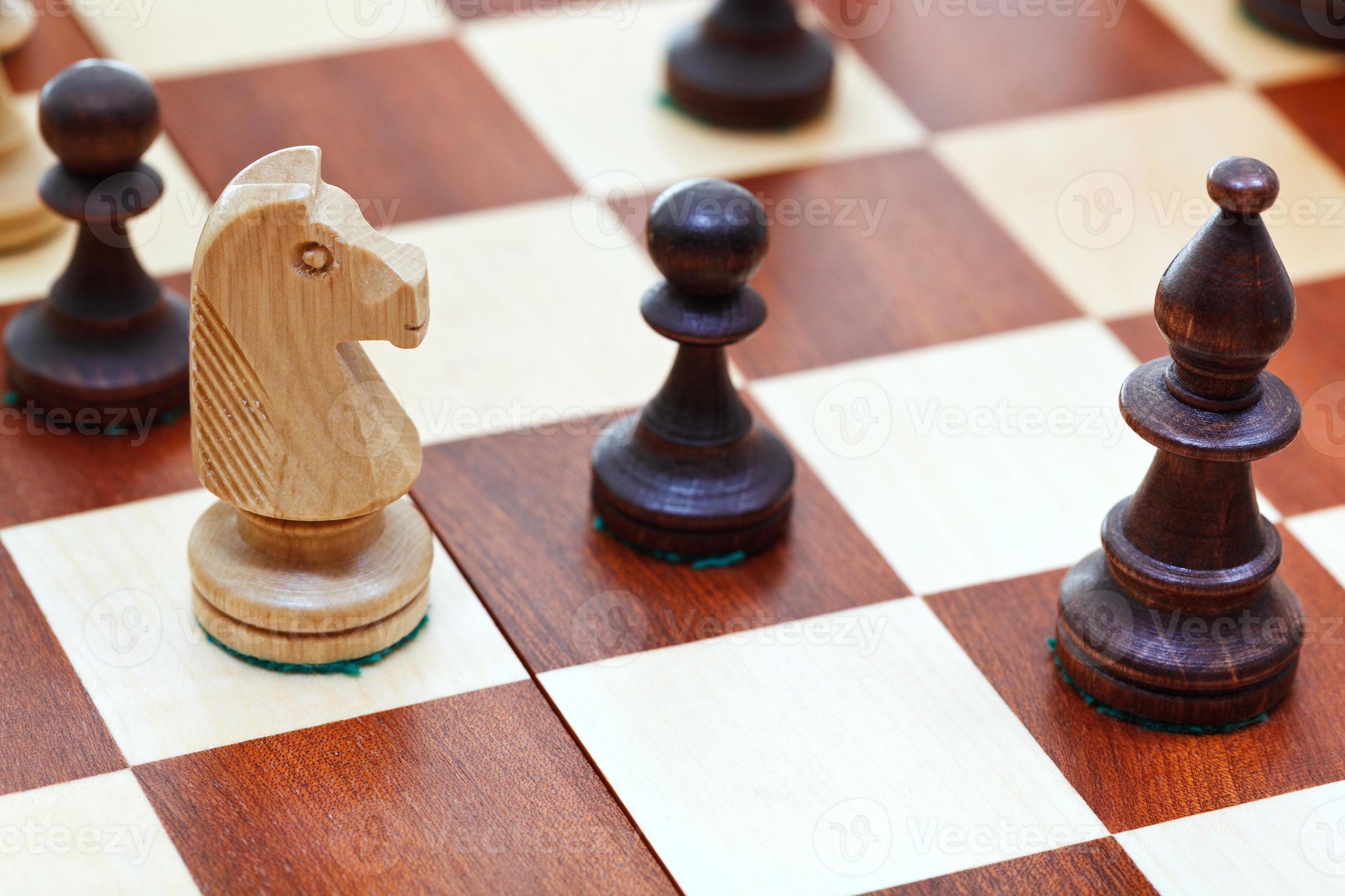 movimento do cavalo no tabuleiro de xadrez 11850448 Foto de stock no  Vecteezy